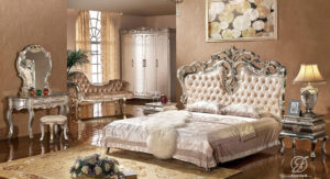 Set Kamar Tidur Klasik Mewah Ukir Italian