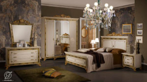 Set Kamar Tidur Mewah Ukir Katia