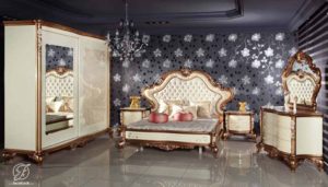 Set Kamar Tidur Mewah Ukir Romance