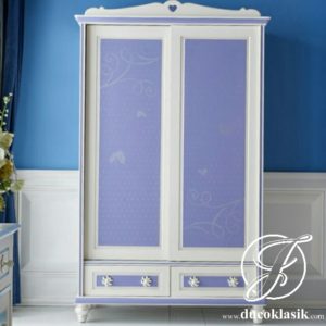 Lemari Baju Anak Perempuan Minimalis Berkarakter