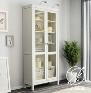 Lemari Hias Kaca Minimalis 2 Pintu