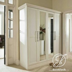 Lemari Pakaian 4 Pintu Simpel Minimalis Modern