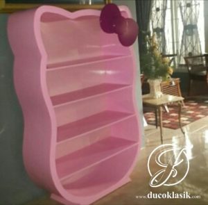 Rak Buku Anak Minimalis Model Hello Kitty