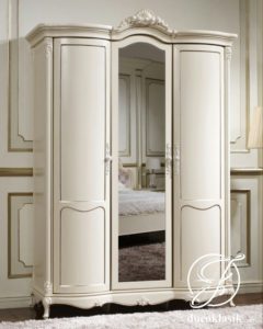 Lemari Pakaian 3 Pintu Ukir Racoco French Mewah