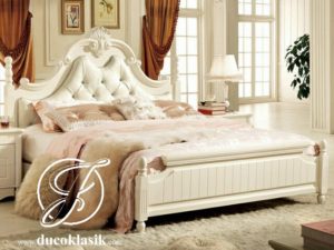 Tempat Tidur Mewah Ukir Simple Minimalis