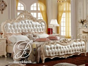 Tempat Tidur Royal Ukir Klasik Putih Mewah