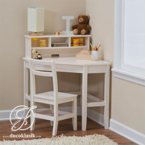 Meja Belajar Anak Minimalis Sudut Pojok Ruang